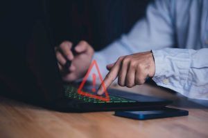 Truffe_negli_Investimenti_Digitali_Come_Proteggerti_e_Riconoscere_i_Rischi_32c7ef4a8b